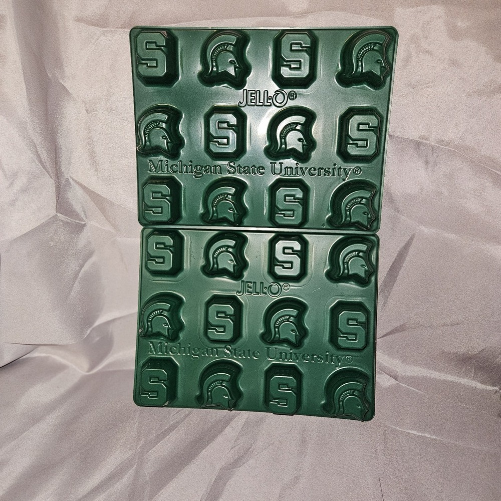 Two MICHIGAN STATE UNIVERSITY Spartans MSU JELL-O Jigglers / Shots MOLDS Green